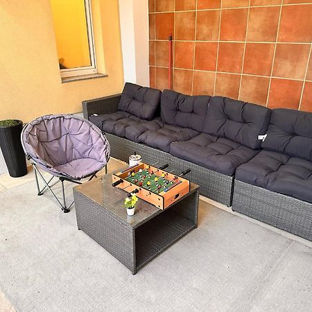 Spacious Central 4-Room Suite For 6 - Near Subway Wina Bagian luar foto